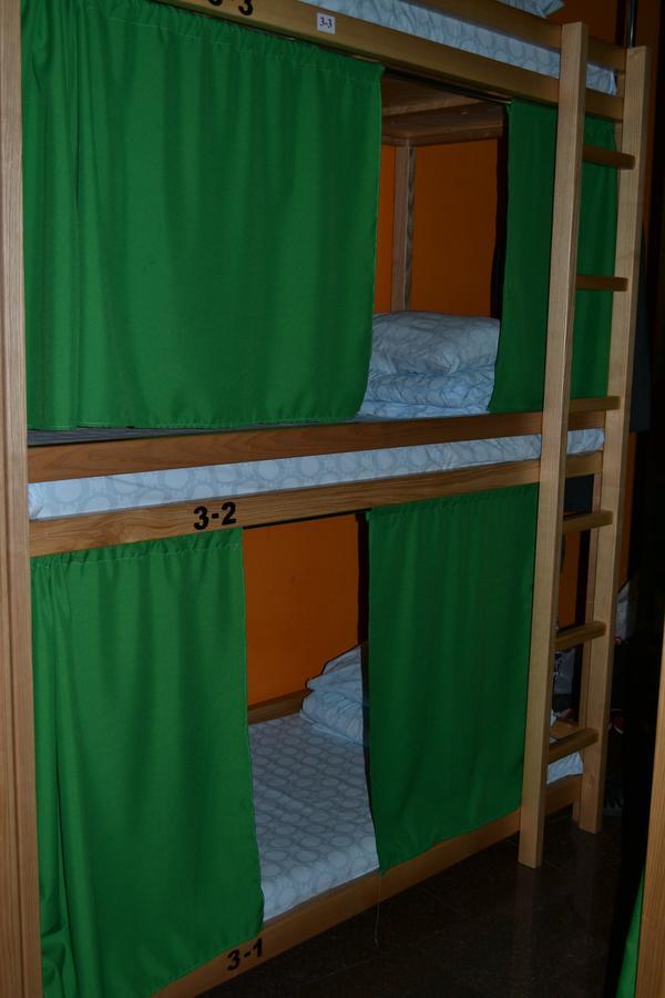 Hostel Ok Hotel Kiev Exterior foto