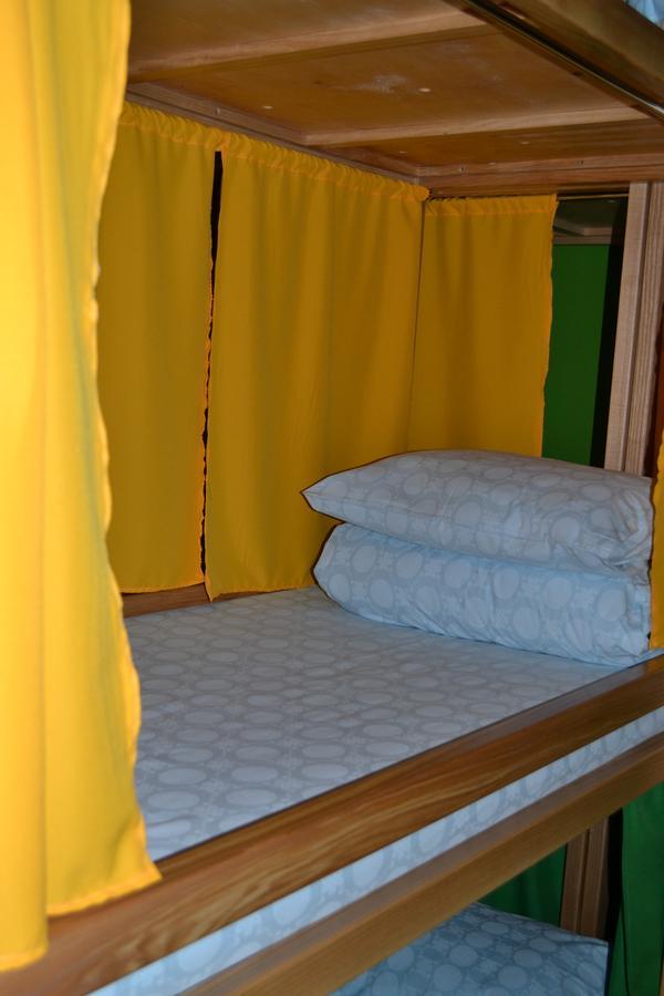 Hostel Ok Hotel Kiev Exterior foto