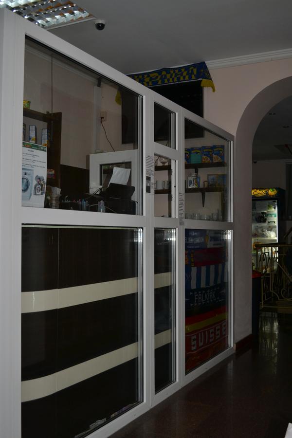Hostel Ok Hotel Kiev Exterior foto
