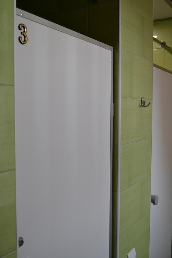 Hostel Ok Hotel Kiev Exterior foto